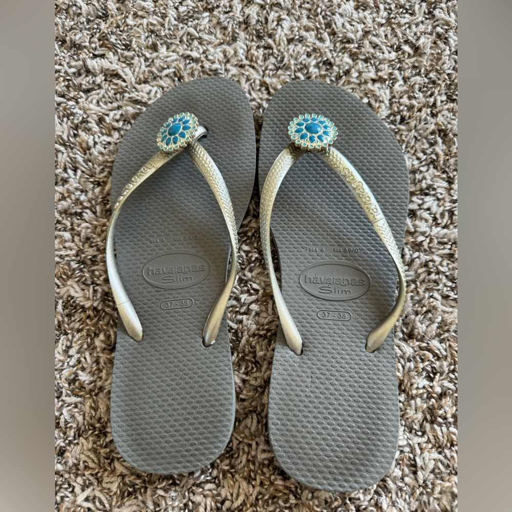 Women’s Gray Slim Havaianas Flip Flop